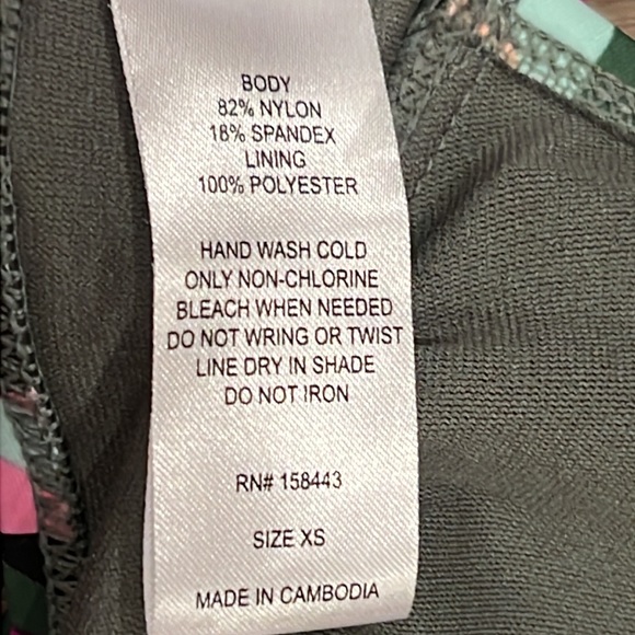 Macy’s NWT Junior’s Tropical Hula Honey Bikini Top Size XS Strappy Crisscross - Picture 10 of 16